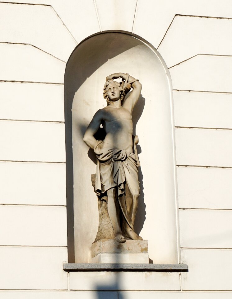 Figure church sant'angelo lodigiano