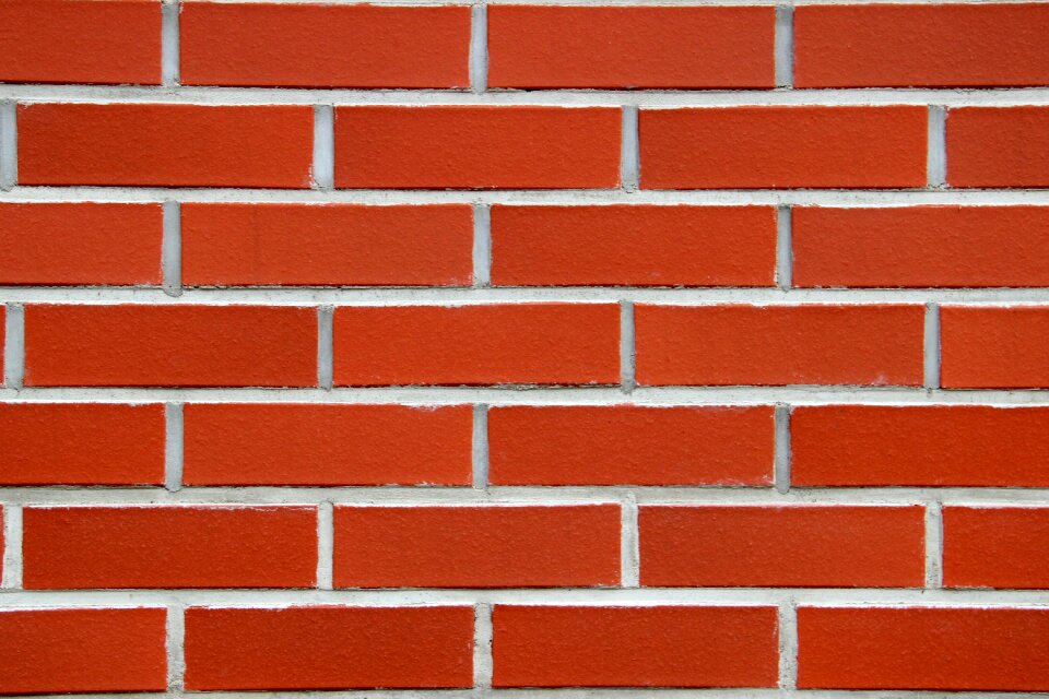 Red background structure