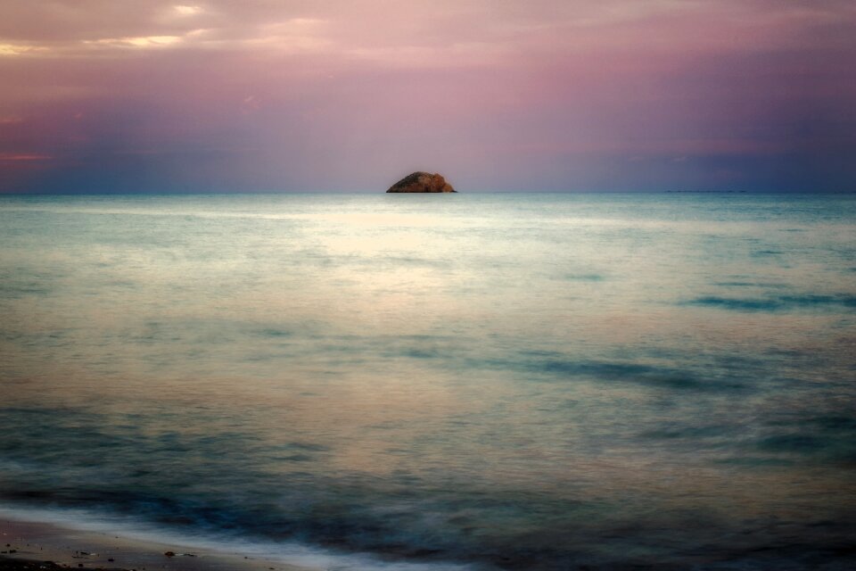 Romantic waves costa