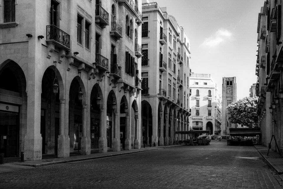 Building place de l'étoile tower