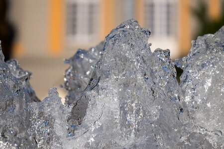 Frozen sculpture inject