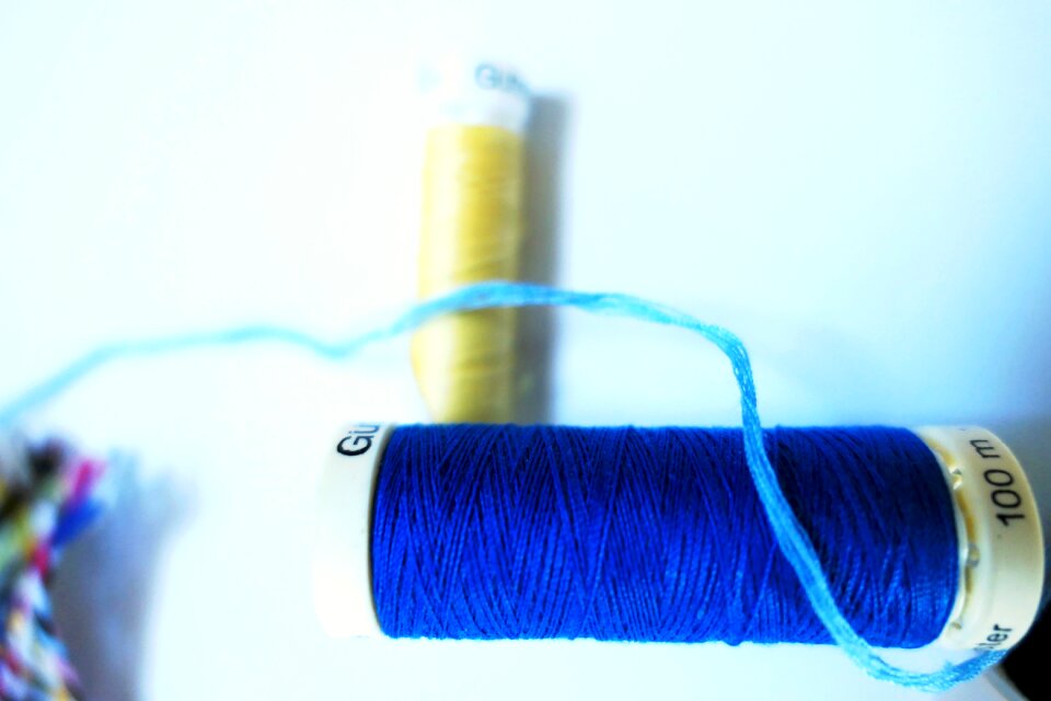Craft bobbin hand labor