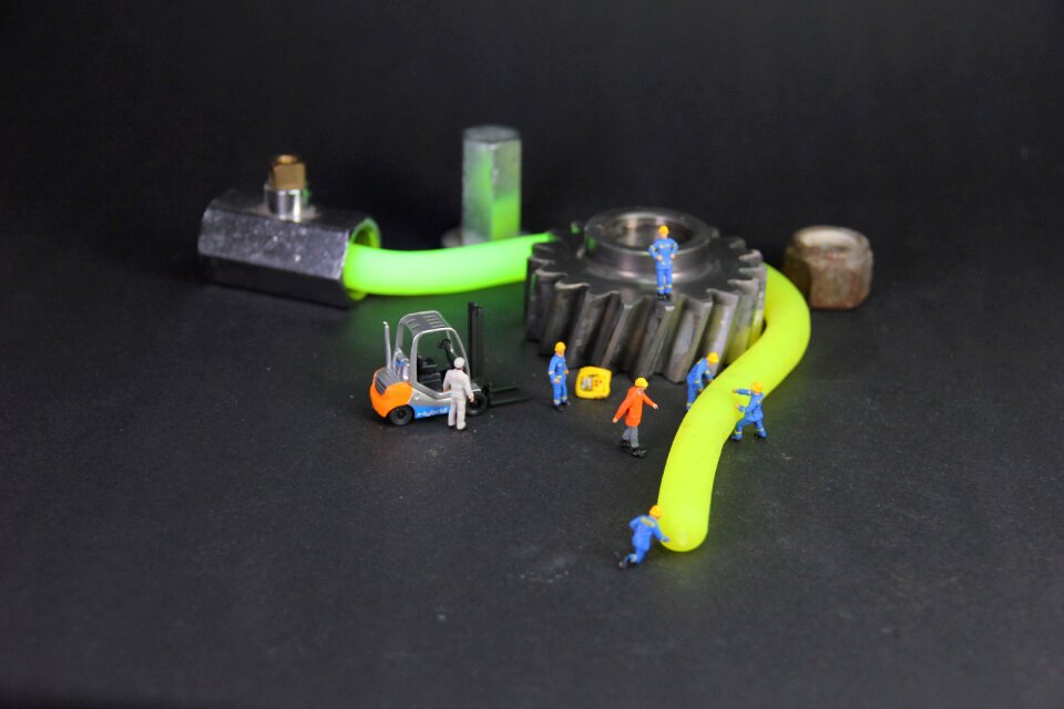 Mechanics fluorescent uv light