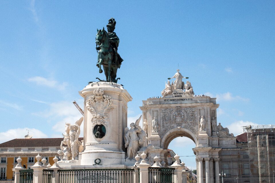 Arc plaza old
