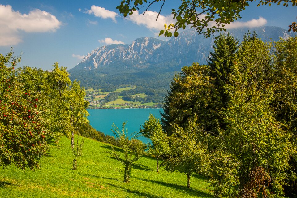 Hell mountains bergsee austria