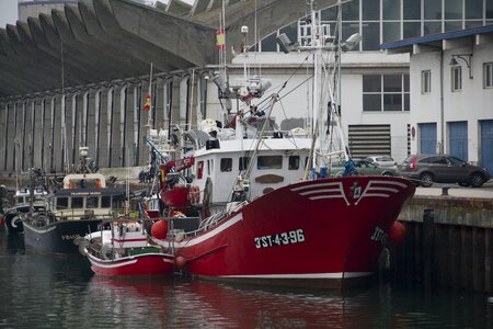 Fishing port slice