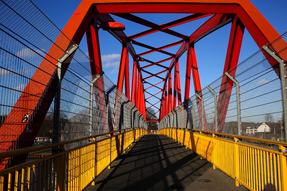 Pedestrian bridge bridge construction steel structure
