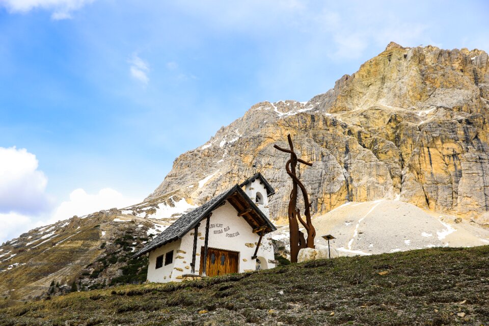 Building religion nature