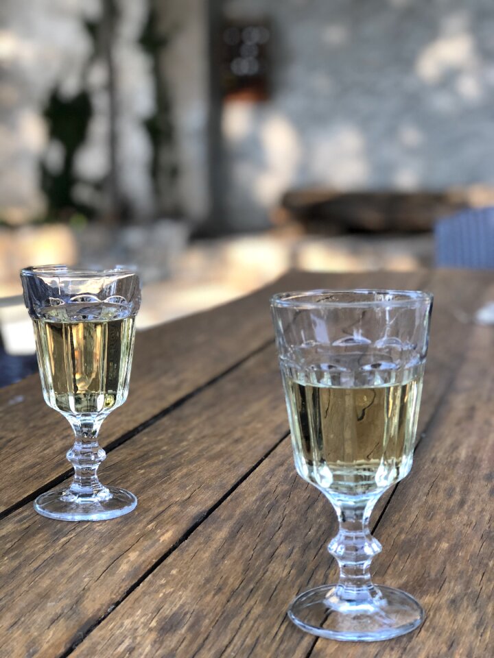 Alcohol wine glasses drinks