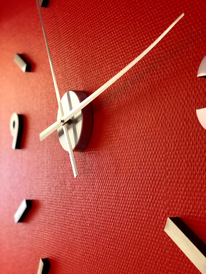 Schedule watches seconds