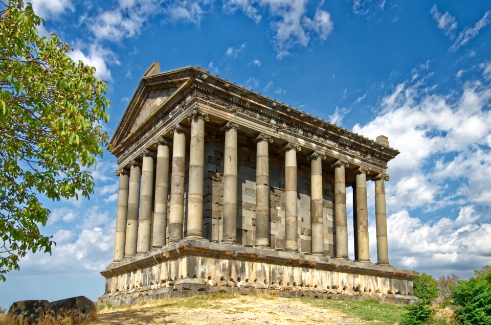 Building columnar antiquity