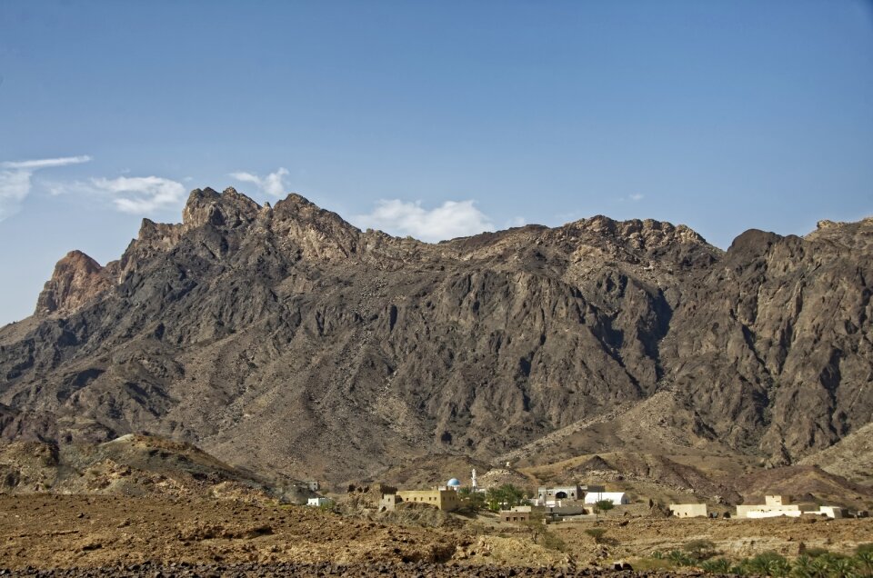 Region ad-dachiliyya landscape mountains