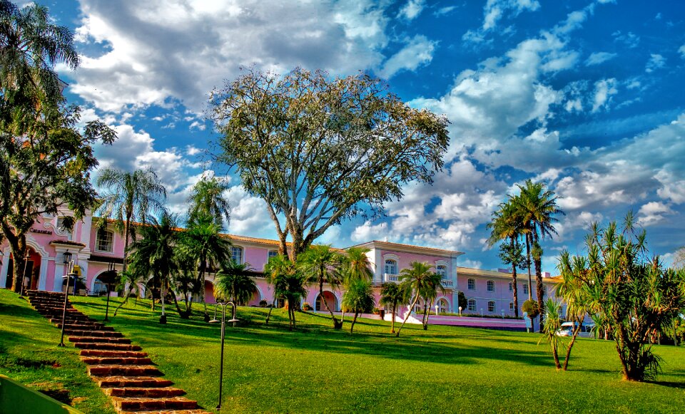 Hotel vacation sky