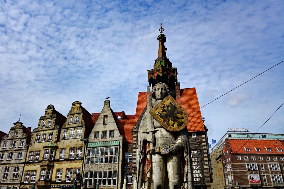 Statue places of interest landmark