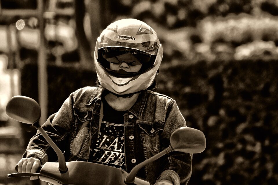 Security head protection motorcycle
