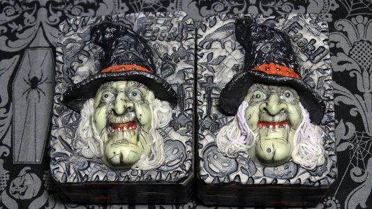 Witch halloween scary