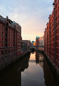 Building hamburgensien water photo