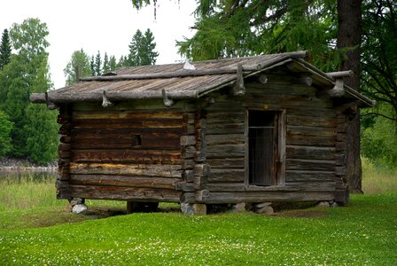 Wood house tradition