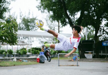 Footballer football street