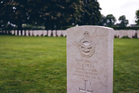 Grave cemetery headstone photo