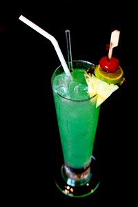 Beverage glass refreshment