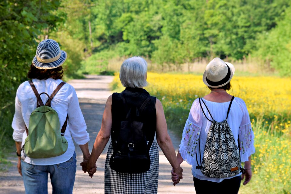 Walk friendship together