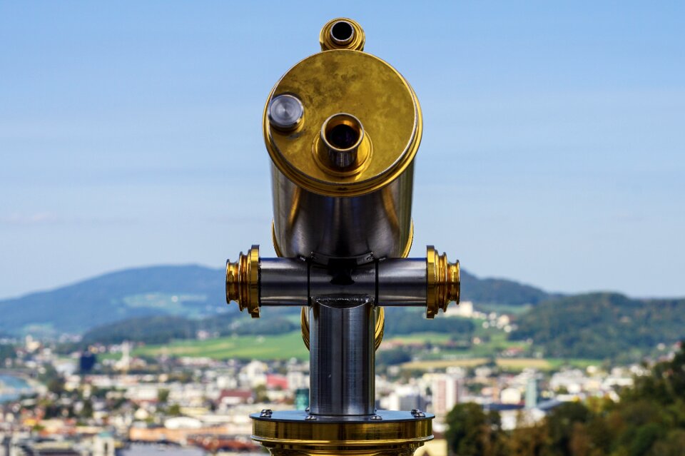 View binoculars viewpoint