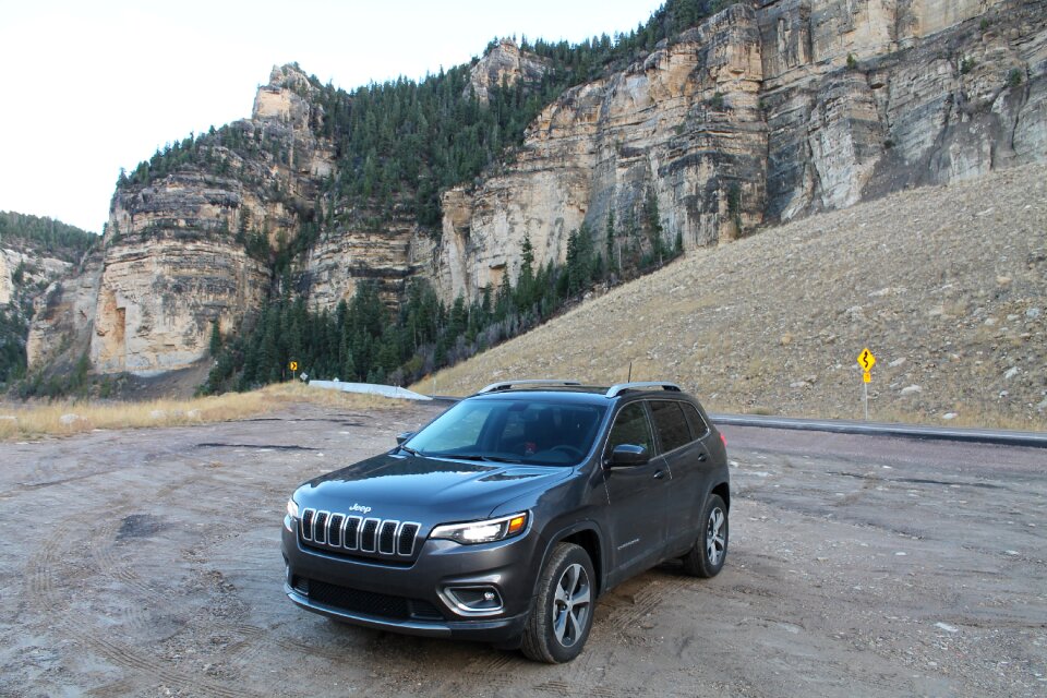 Cherokee car travel
