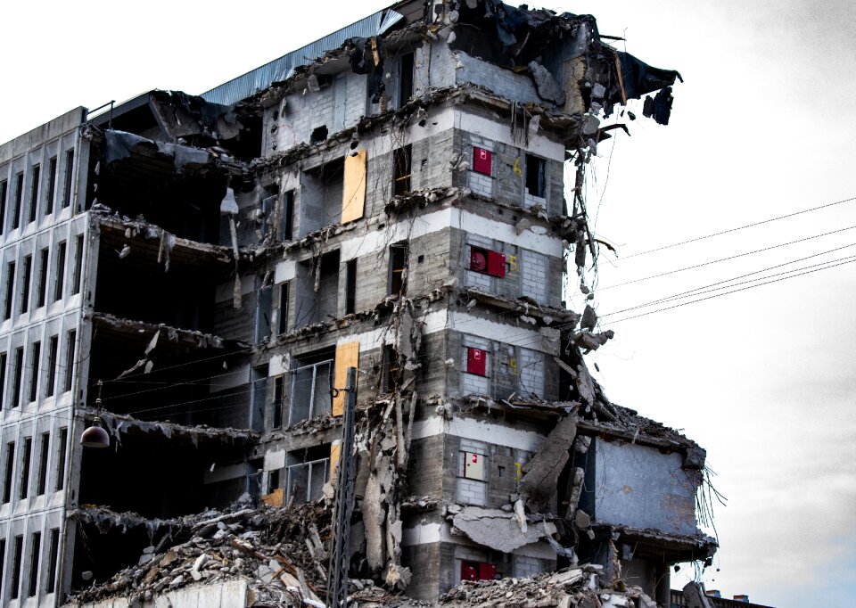 Concrete destruction building