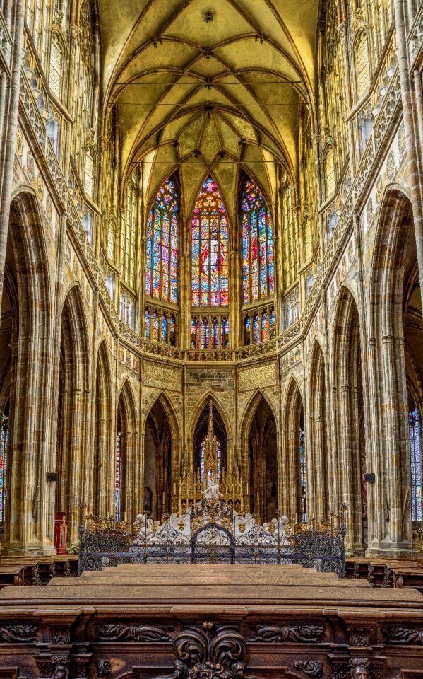 Glass window structure church window