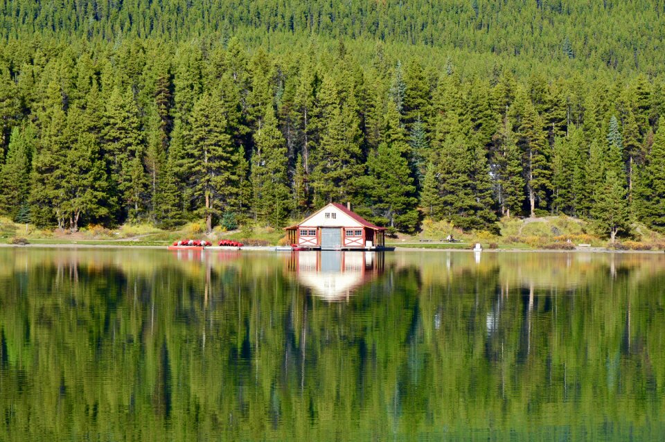 Water reflection wilderness