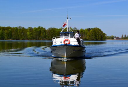 Water ship tourism