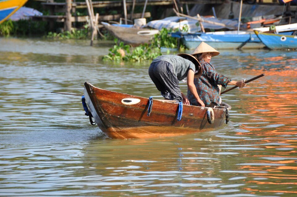 River viet nam women
