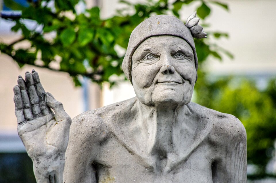 Konstanza germany statue