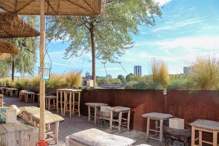 Lounge bar river out