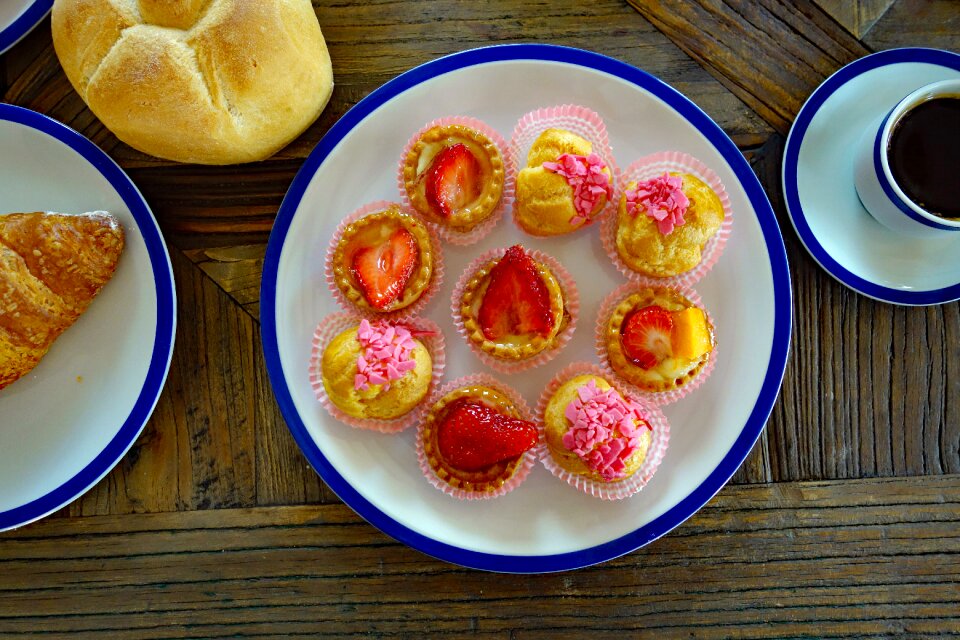 Roll cake pastry shop