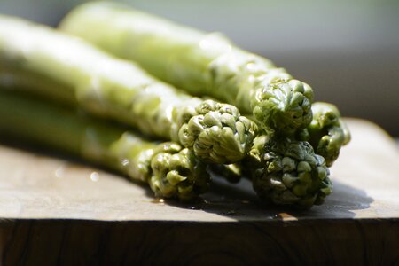 Asparagus time eat green