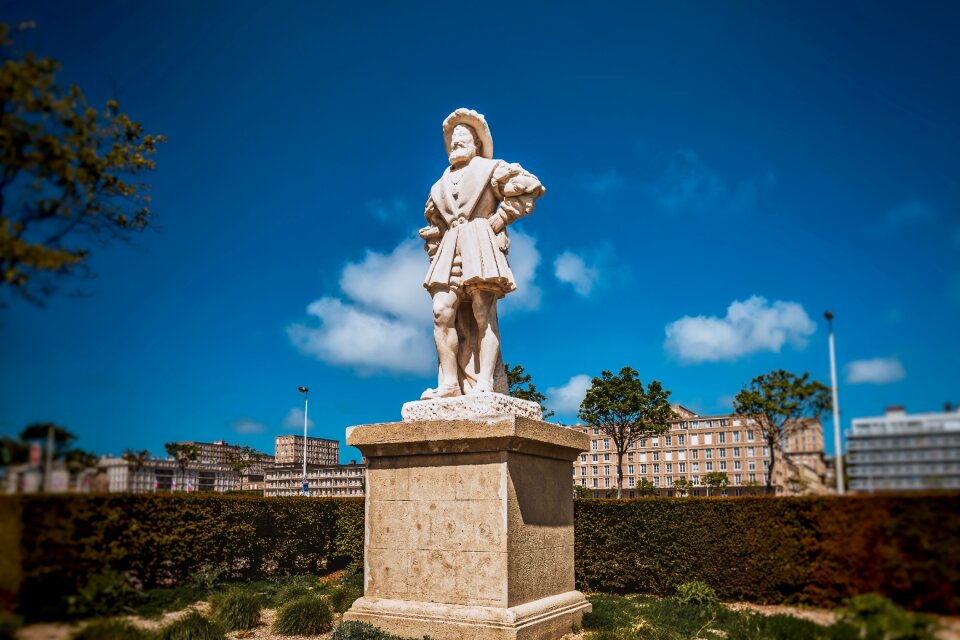 Le havre aged artwork