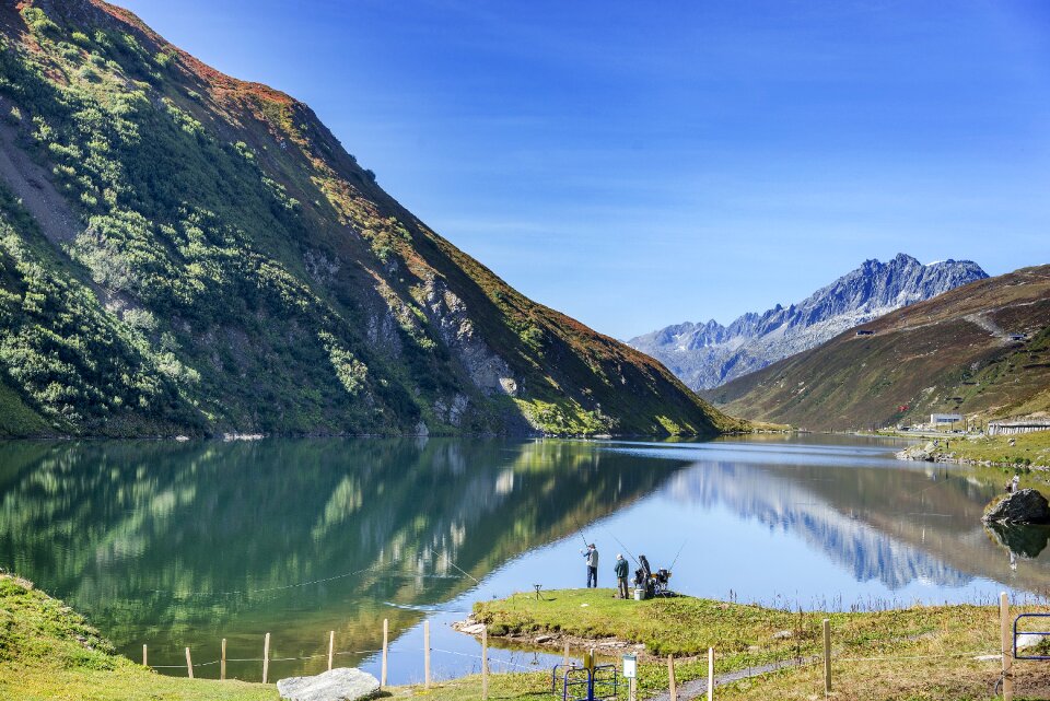 Mountains lake waters photo