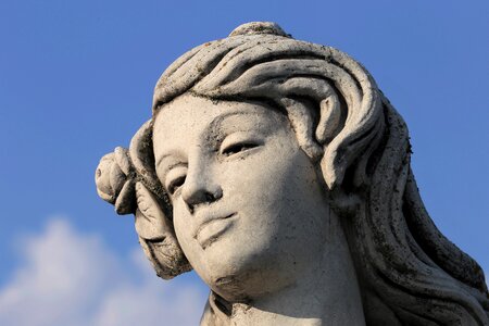 Stone rose in hair monument