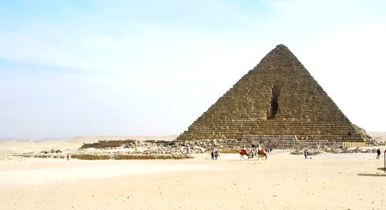 Mykerinos pyramid monument
