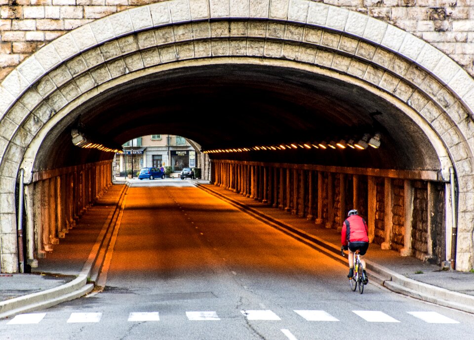 Roadway crosswalk sisteron