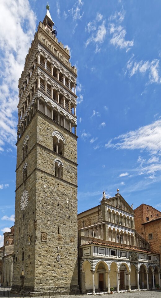 Cathedral of san zeno church historic center