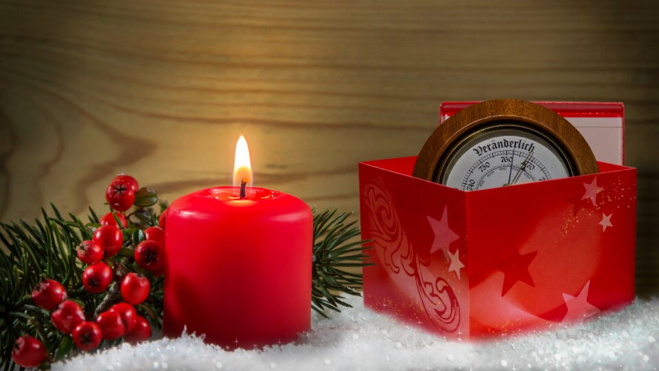 Snow gift cardboard
