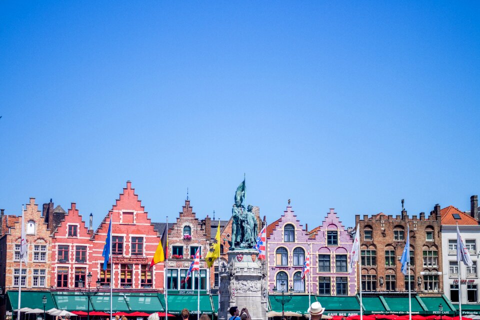 Statue travel europe