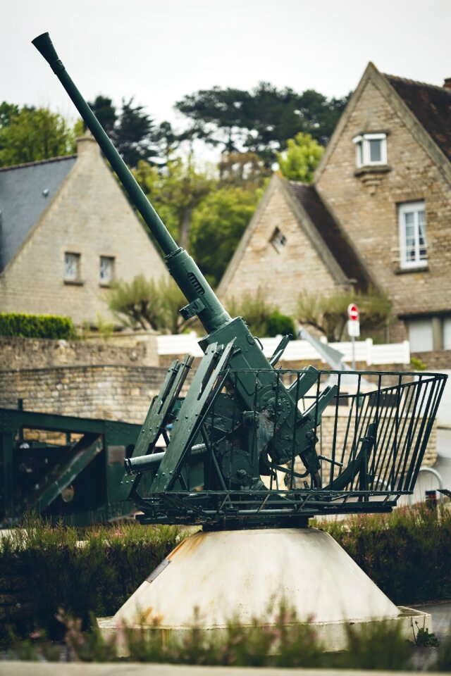 Armor war artillery