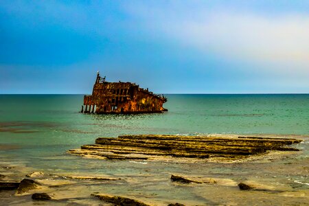 Rocky wreck wreckage photo