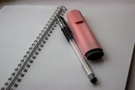 Notebook paper pen