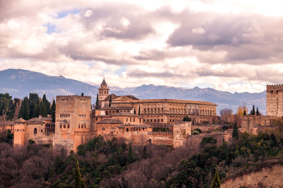 Mountains building mediterranean