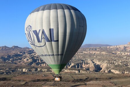 Floating ballooning sky